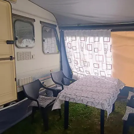 Karavan S Predstanem *